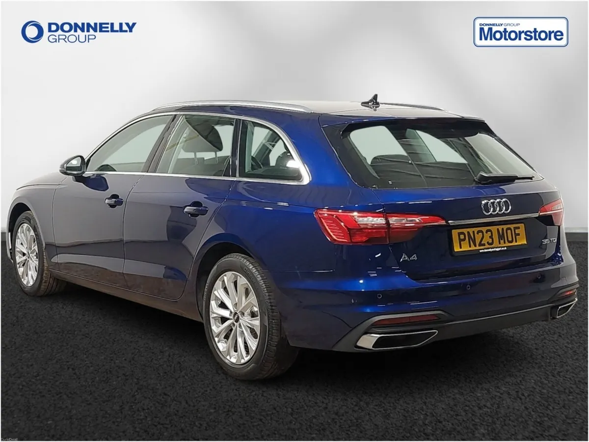 Audi A4 Diesel Avant Technik - Image 2