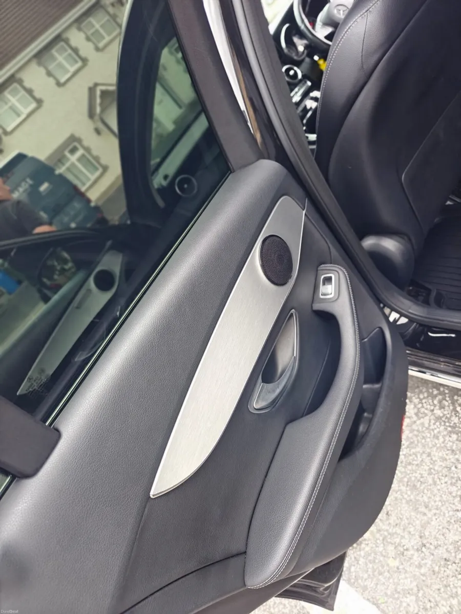 MERCEDES C 350 e - Image 3