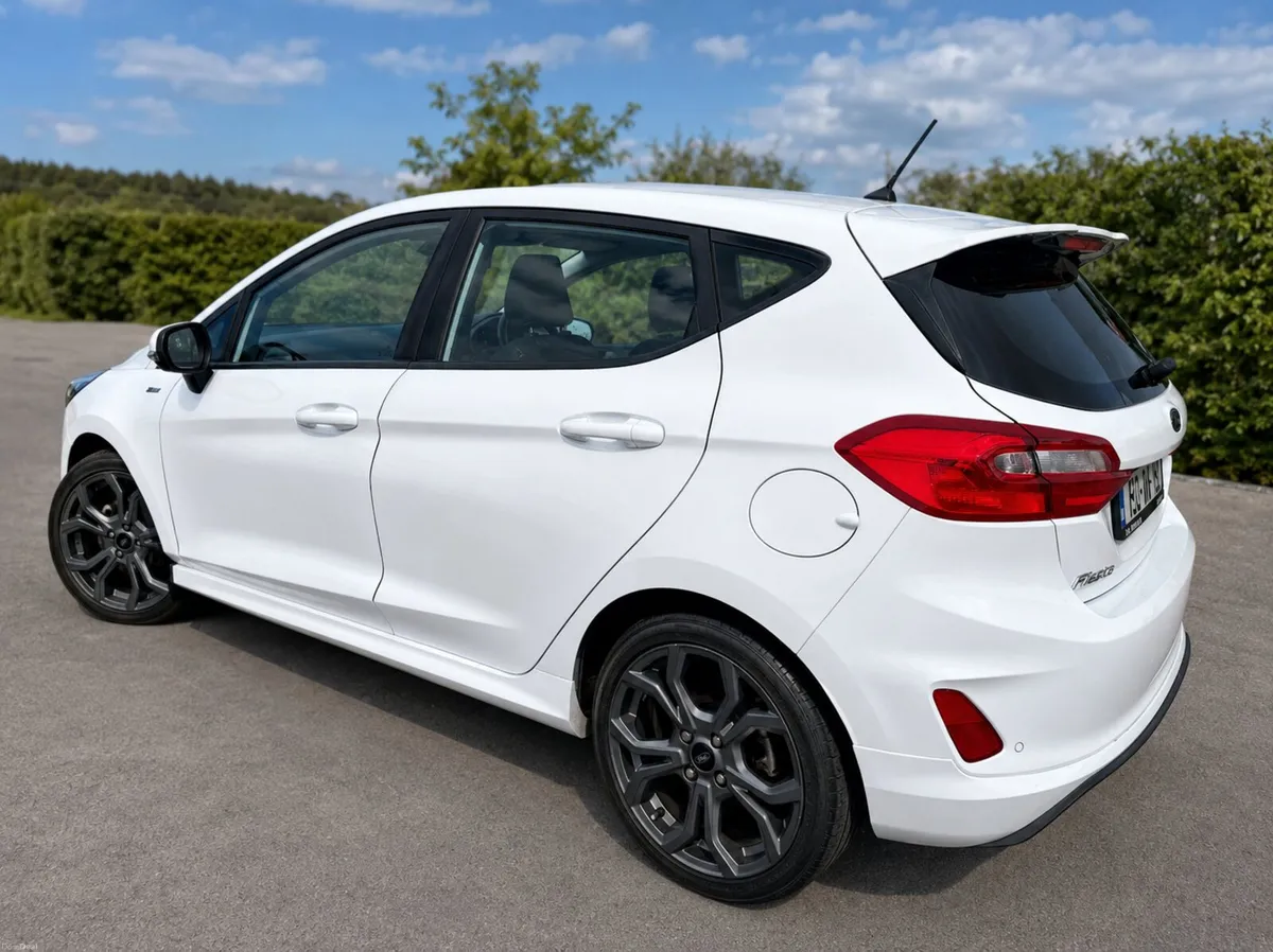 2019 Ford Fiesta ST-Line 1.0 - Image 3