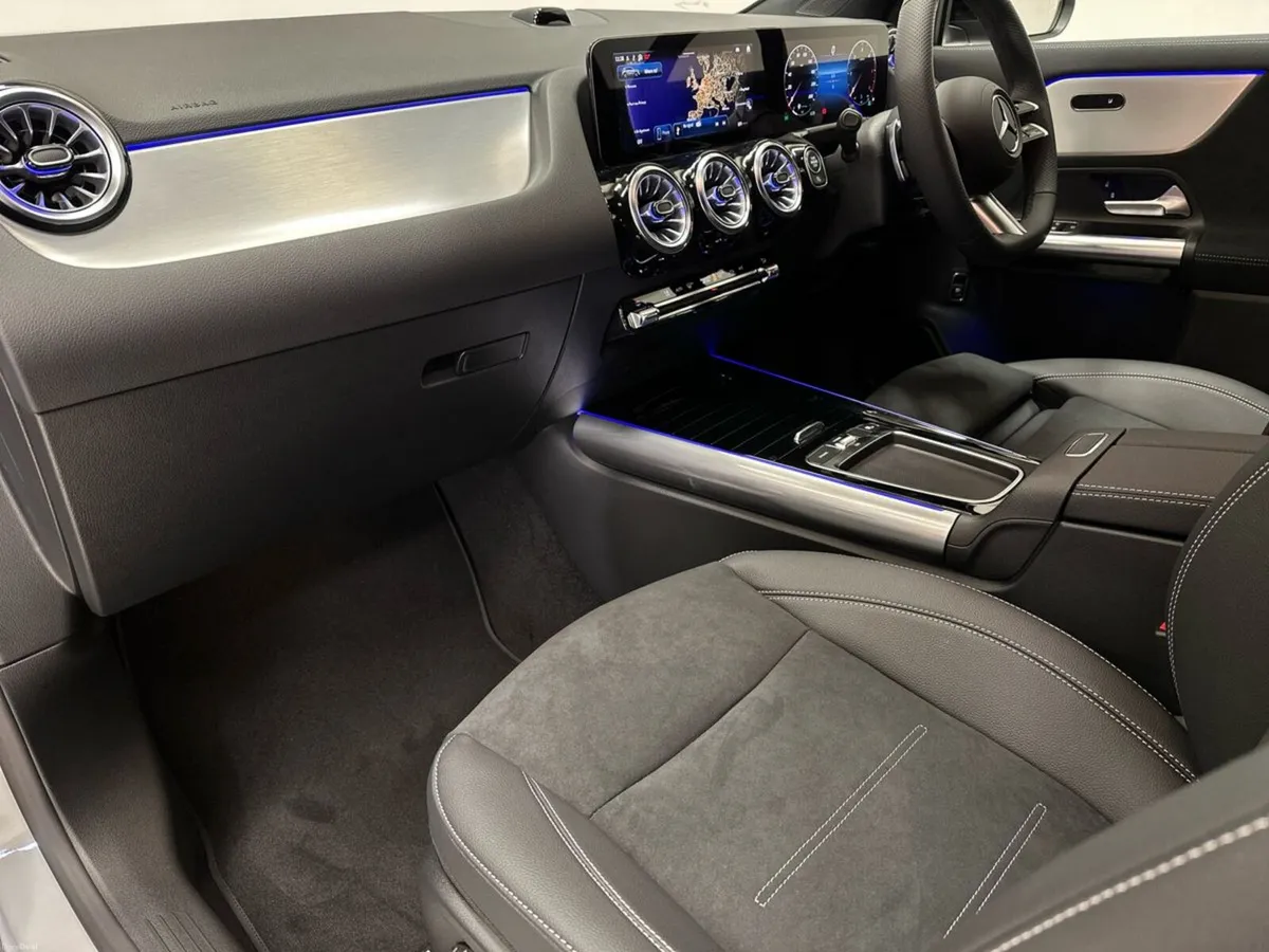 Mercedes-Benz GLA GLA180 D AMG Line + Special Edit - Image 6