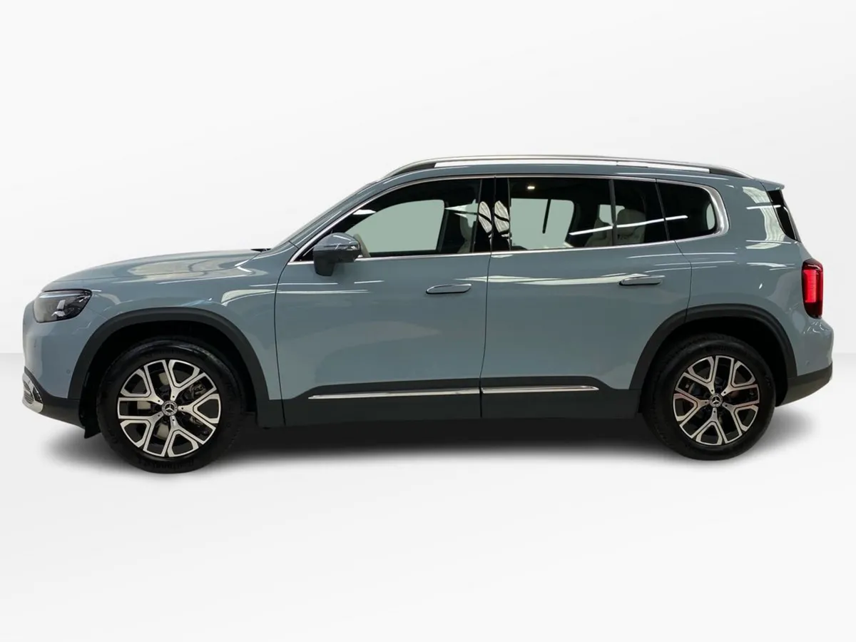 Mercedes-Benz GLB GLB 200 EQ TECH PROGRESSIVE +7 - Image 5