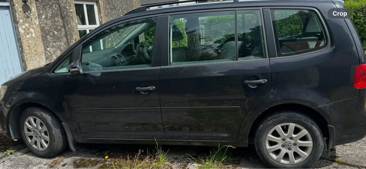 2012 Volkswagen Touran 7 Seater - Image 3