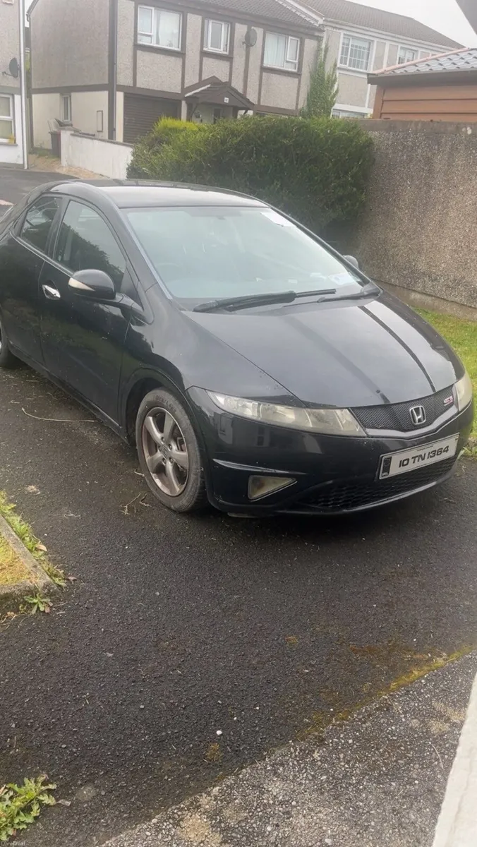 Honda Civic 2010 - Image 1