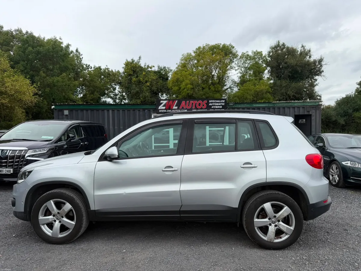 12 Volkswagen Tiguan 2.0 TDI - Image 5