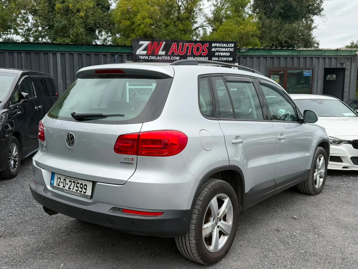 12 Volkswagen Tiguan 2.0 TDI - Image 6