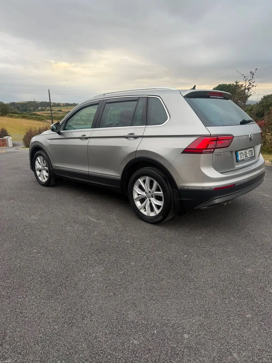 Volkswagen Tiguan - Image 2