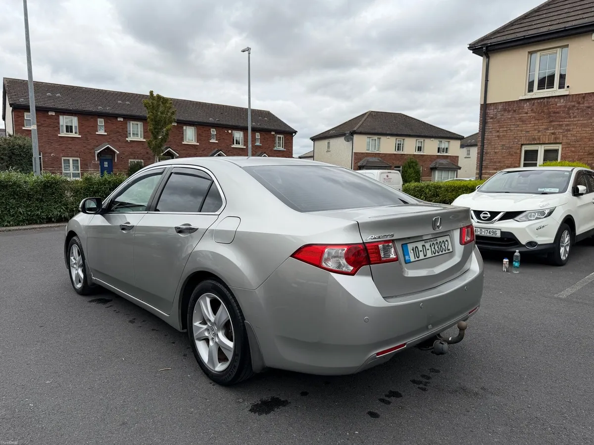Honda Accord 2.2 Diesel Automatic - Image 2