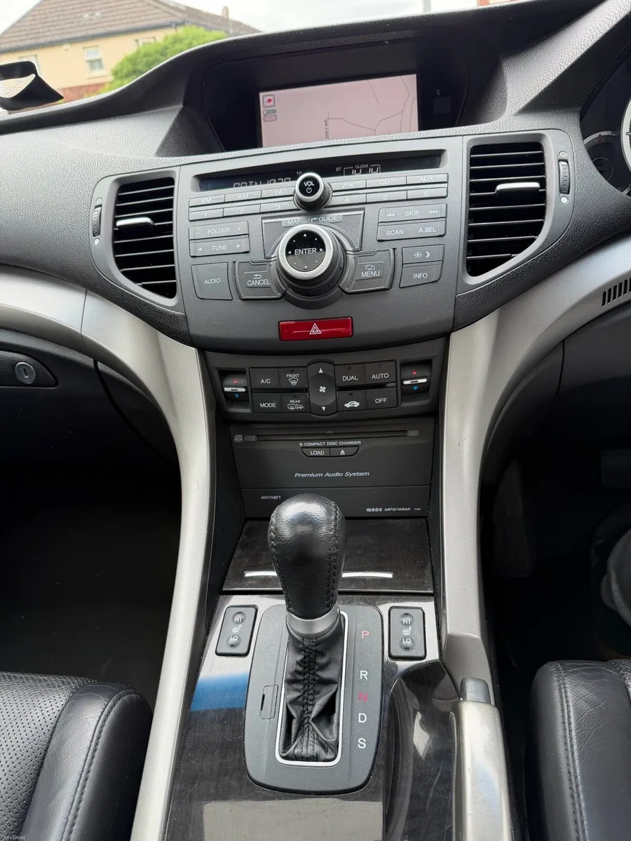Honda Accord 2.2 Diesel Automatic - Image 6