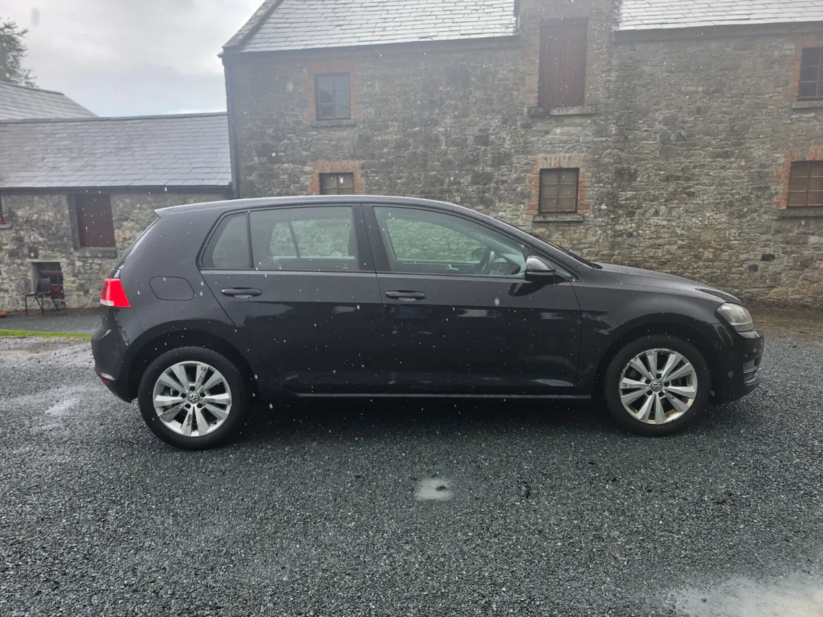 Volkswagen Golf 1.2 petrol ( Automatic )) - Image 4