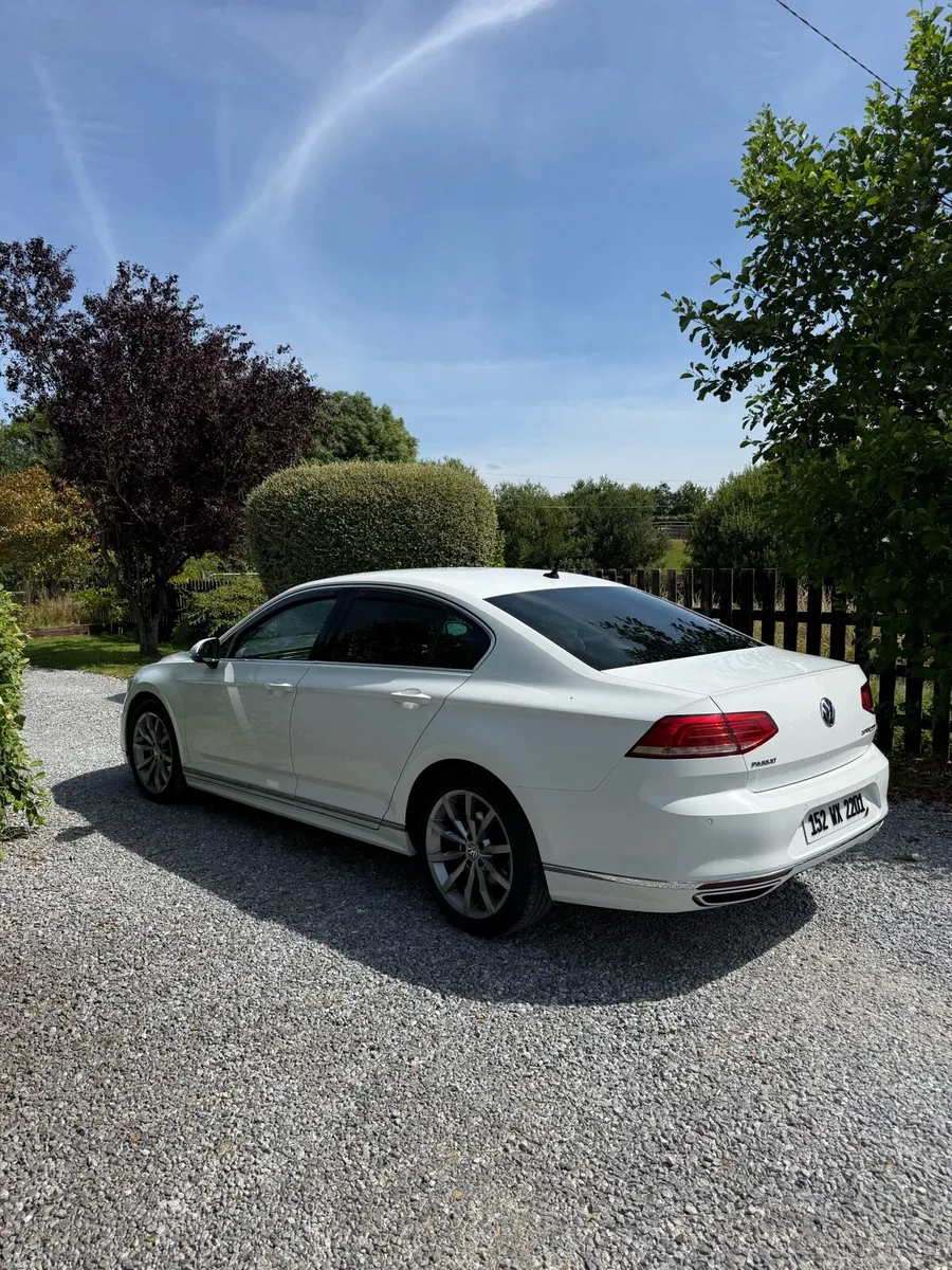 2015 Volkswagen Passat R-Line 2.0 Diesel Automatic - Image 3