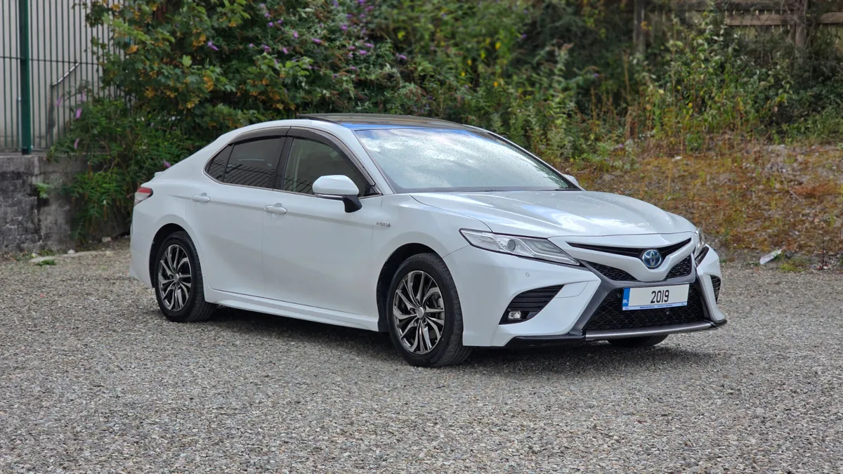 2019 Toyota Camry WS Sunroof Model - Image 1