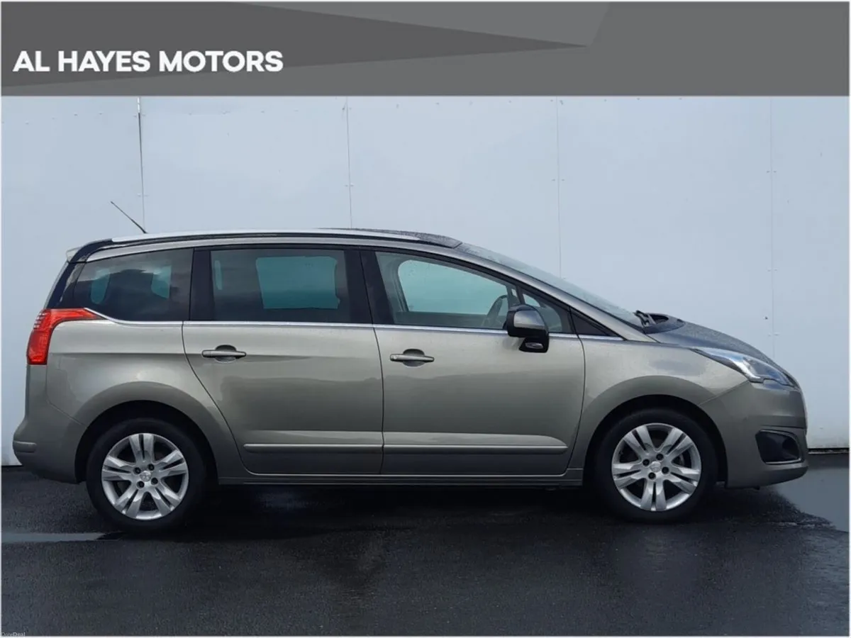 Peugeot 5008 ACTIVE FAMILY 1.6 HDI - Image 6
