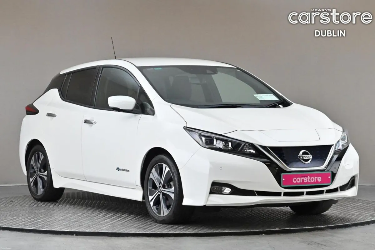 Nissan Leaf SVE 40KWH **FULL LEATHER**360 PAN CAME - Image 1