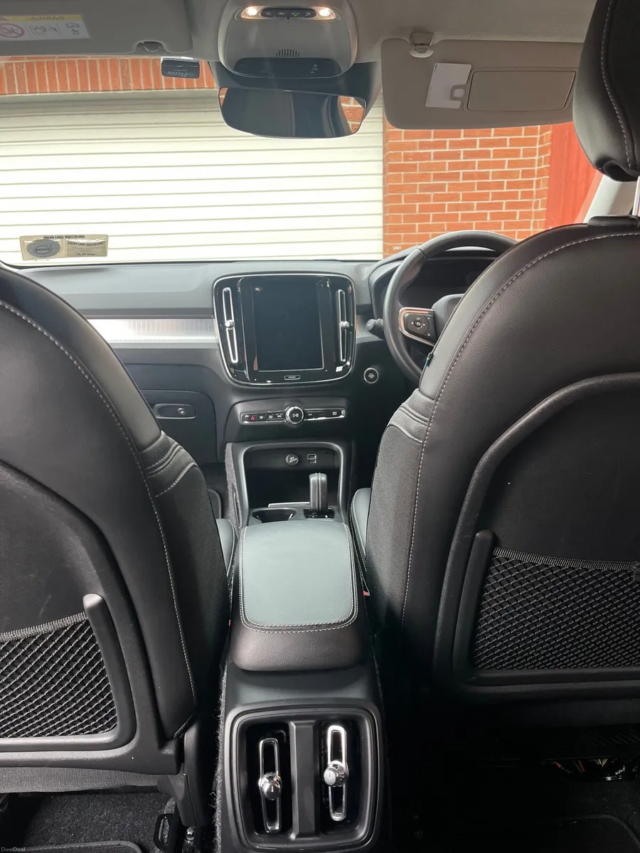 Volvo XC40 - Image 5