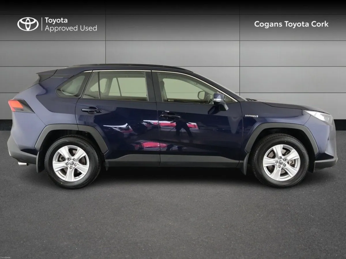 Toyota RAV4 RAV4 HYBRID LUNA 4DR AUTO - Image 3