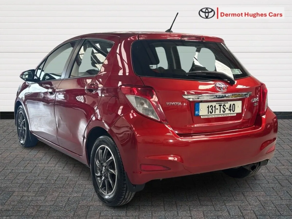 Toyota Yaris 1.4D4D 5DR LUNA - Image 2