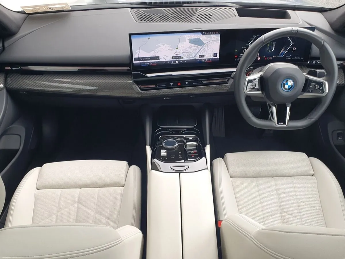 BMW 5-Series 530e M Sport - Image 4