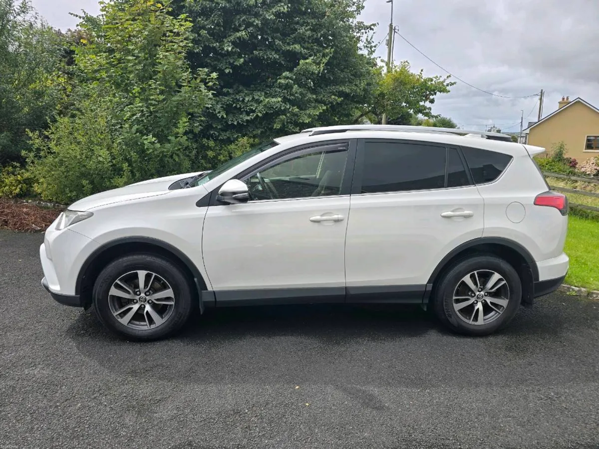 Toyota Rav4 - Image 1