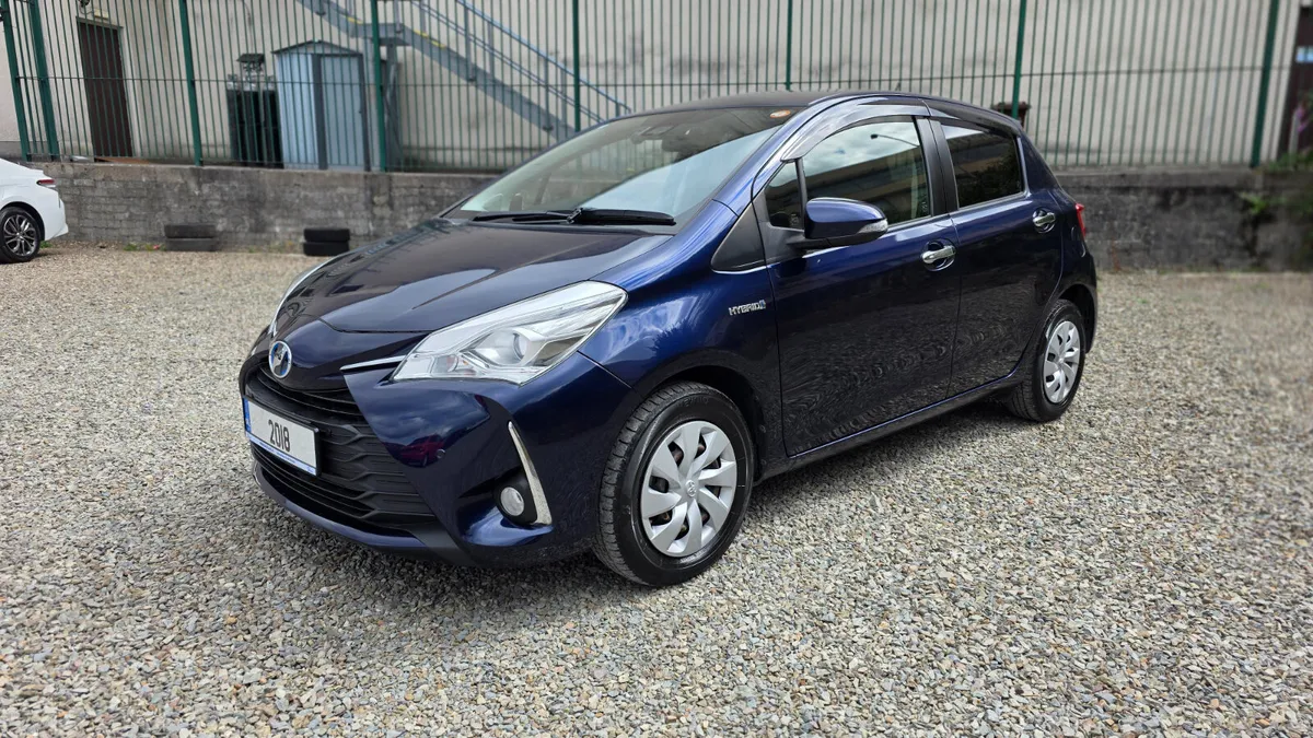 2018 Toyota Vitz Hybrid - Image 4