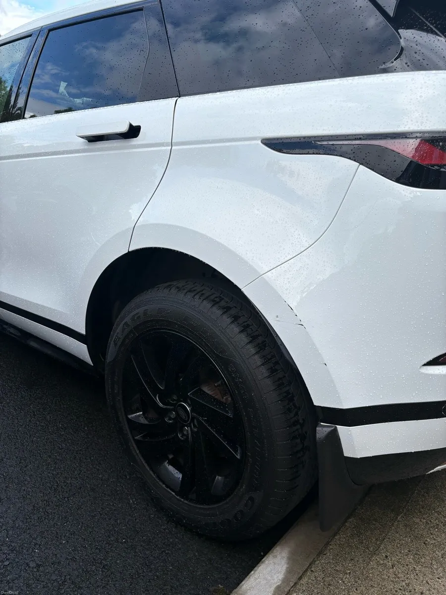 2022 Range Rover Evoque R-Dynamic SE - Image 6
