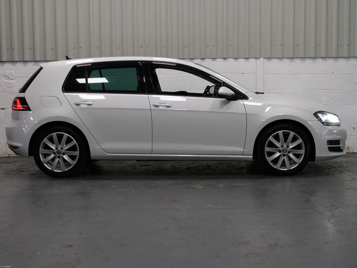 2017 Volkswagen golf - Image 5