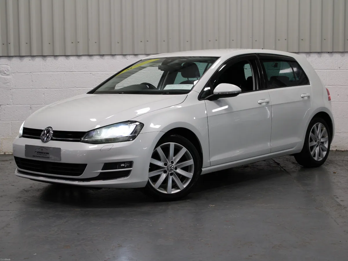 2017 Volkswagen golf - Image 1