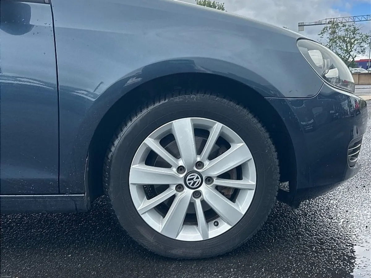 Volkswagen Golf 2.0 TDI 140BHP Match 3DR Leather - Image 4