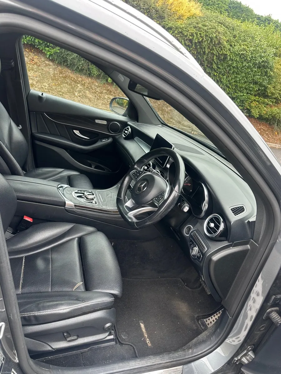 Mercedes-Benz 220 2018 - Image 3