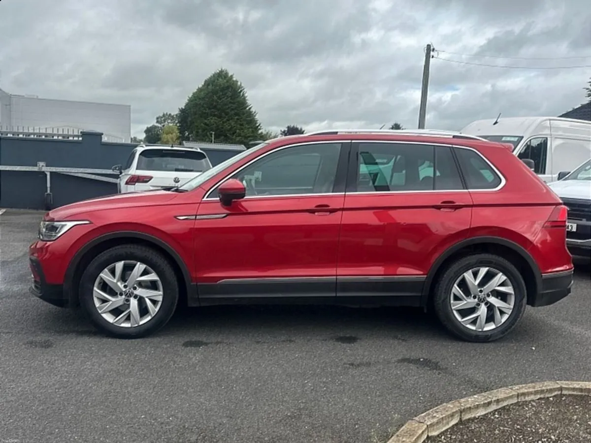 Volkswagen Tiguan 2.0 TDI 150HP Life DSG - Image 3