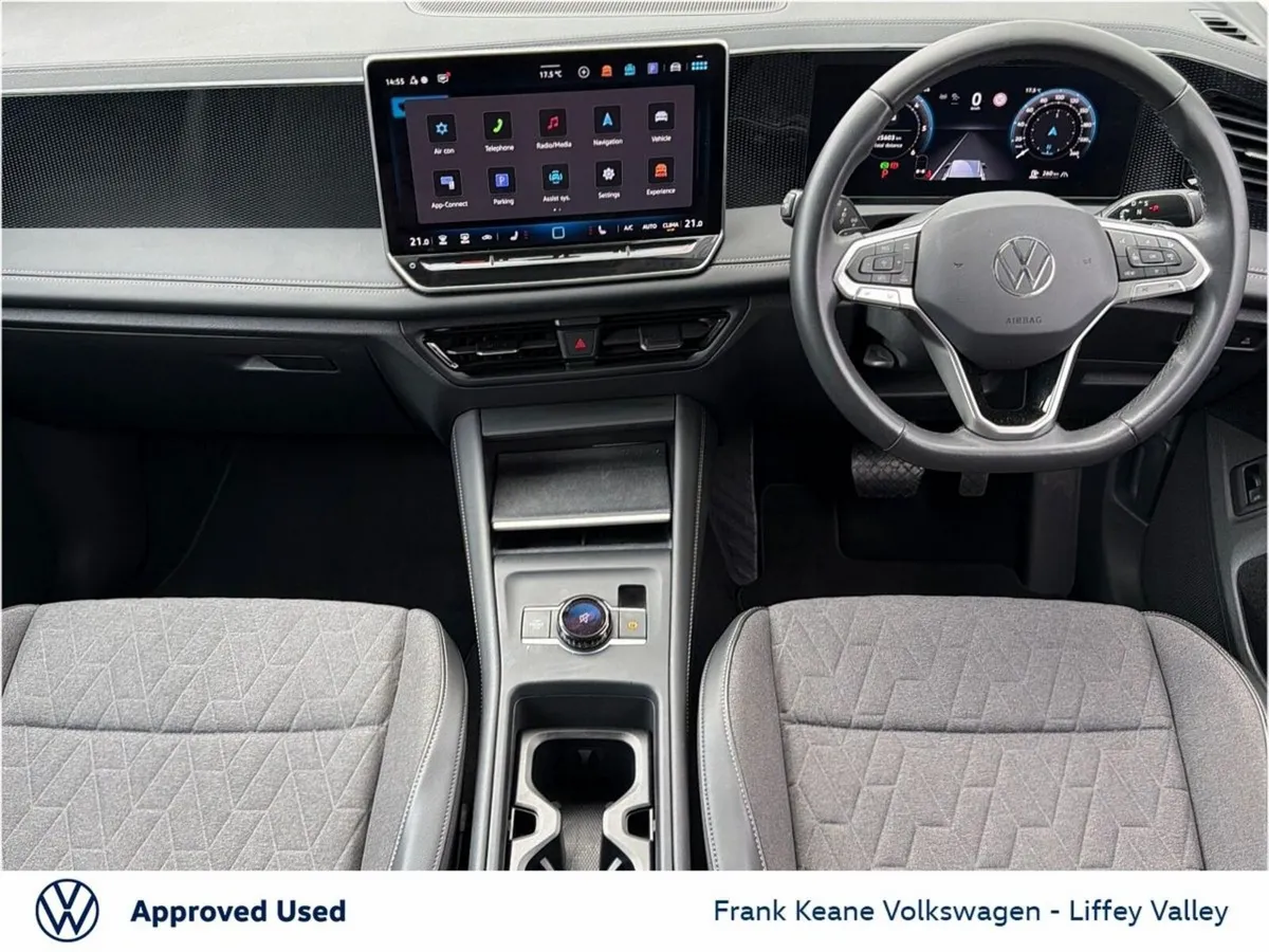 Volkswagen Tiguan LAUNCH EDITION AUTO 2.0 TDI 150H - Image 2