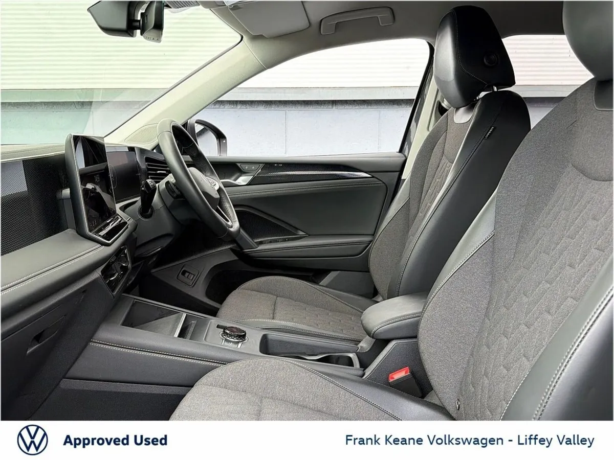 Volkswagen Tiguan LAUNCH EDITION AUTO 2.0 TDI 150H - Image 4