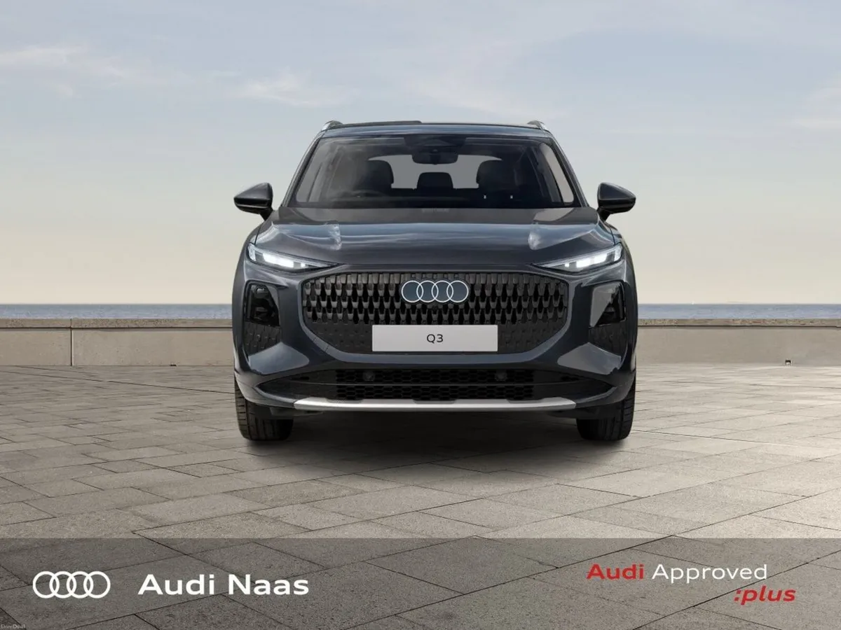 Audi Q3 SE TFSI S tronic - Image 2