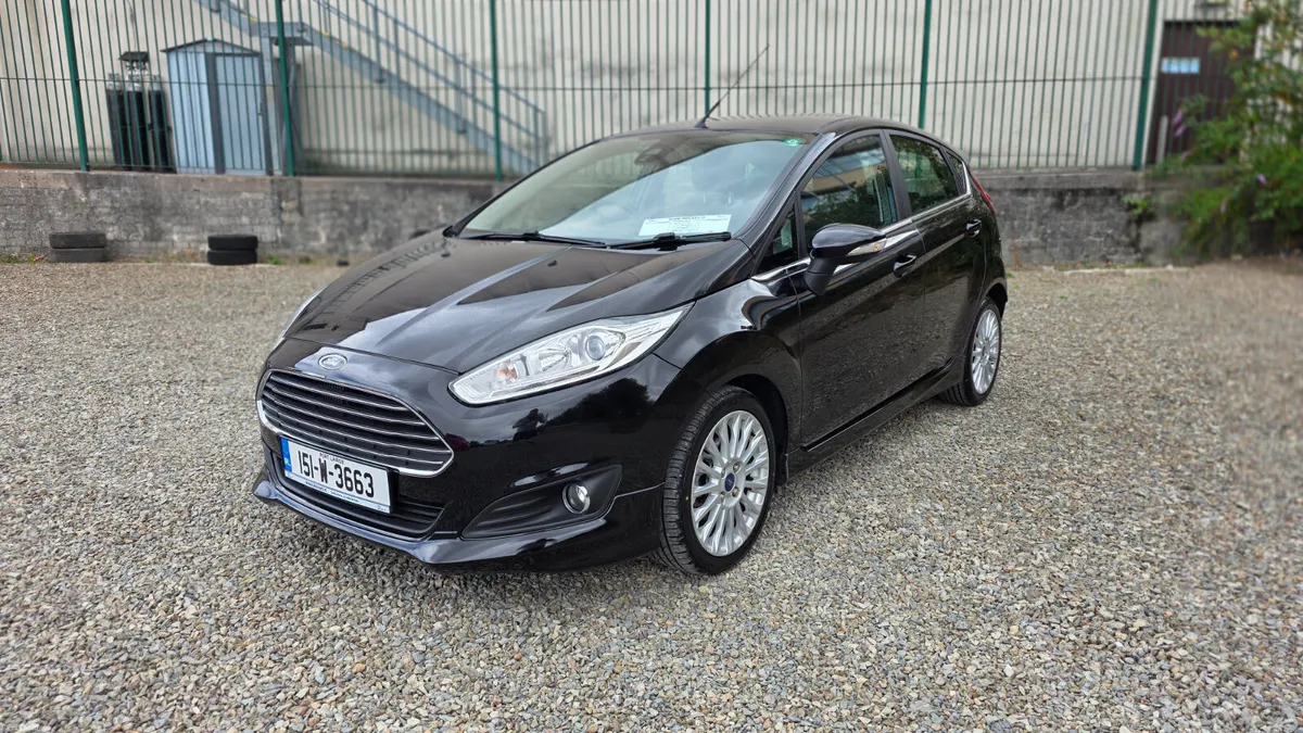 2015 Ford Fiesta Automatic - Image 4