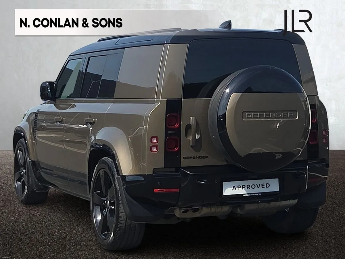 Land Rover Defender 110 3.0D X-DYNAMIC SE HARD TOP - Image 2