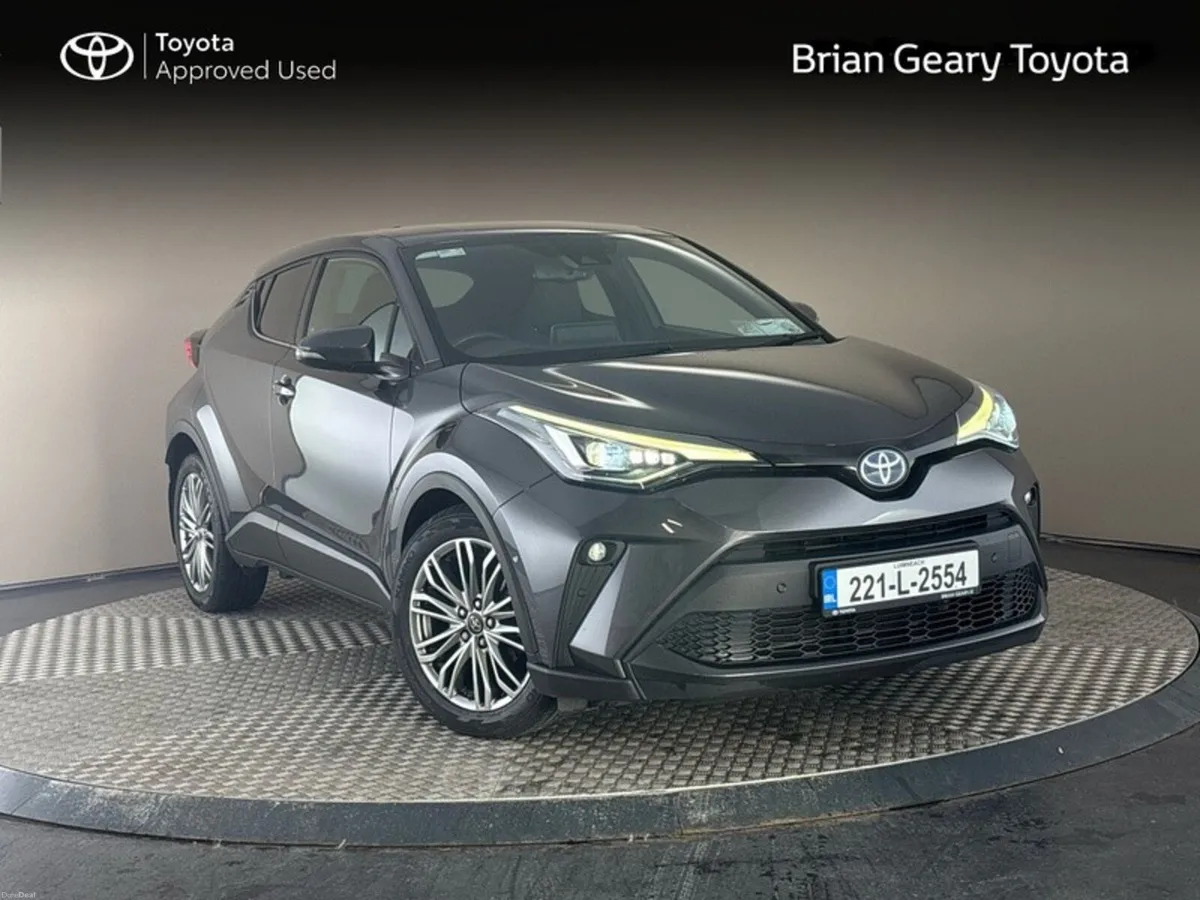 Toyota C-HR HYBRID SOL AUTO - Image 1