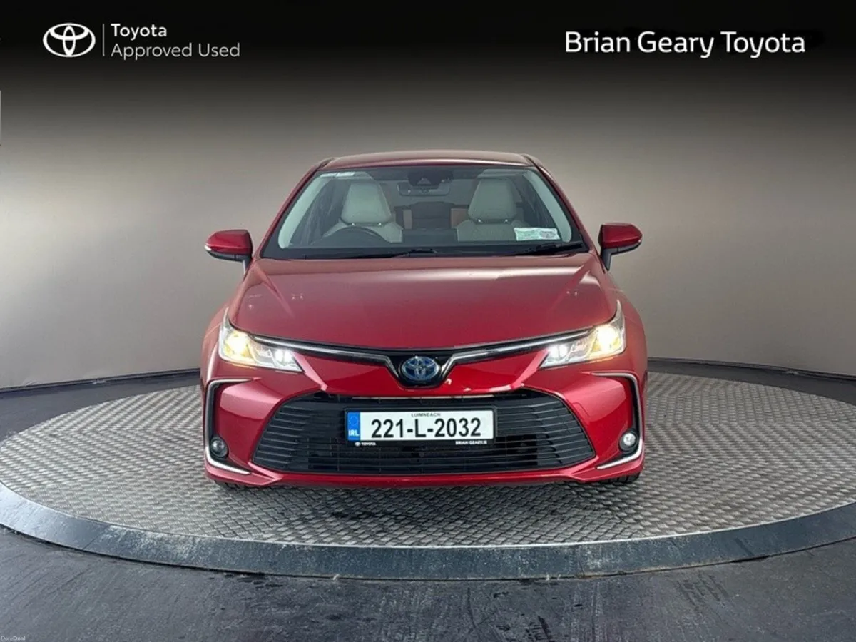 Toyota Corolla HYBRID LUNA SPORT - Image 5