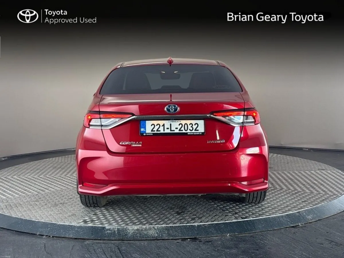 Toyota Corolla HYBRID LUNA SPORT - Image 4