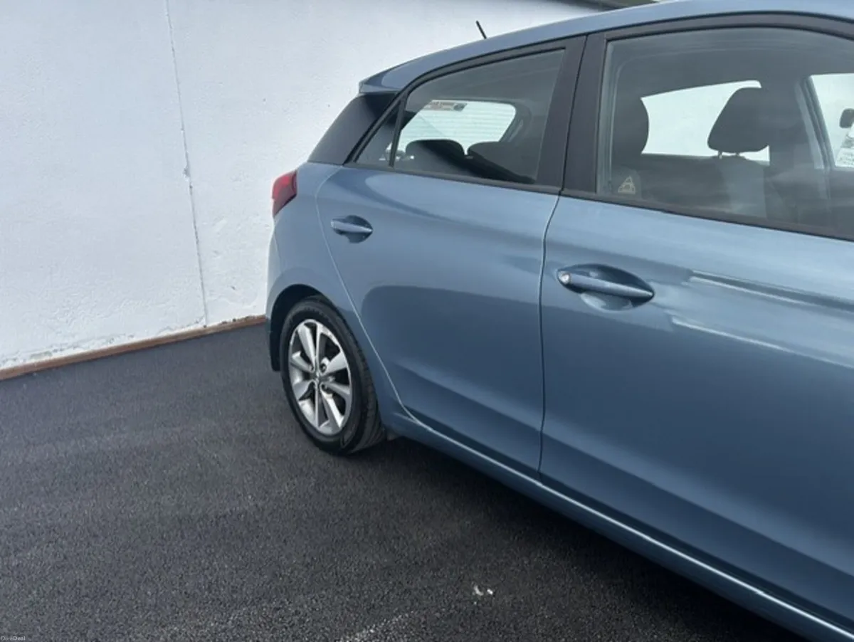Hyundai i20 2018 - Image 3