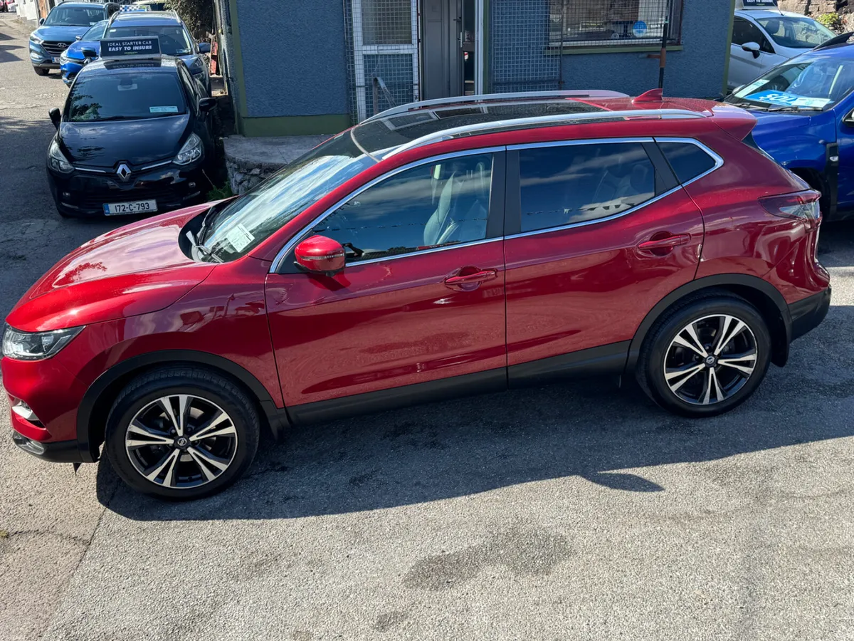 Nissan Qashqai High spec Petrol - Image 6