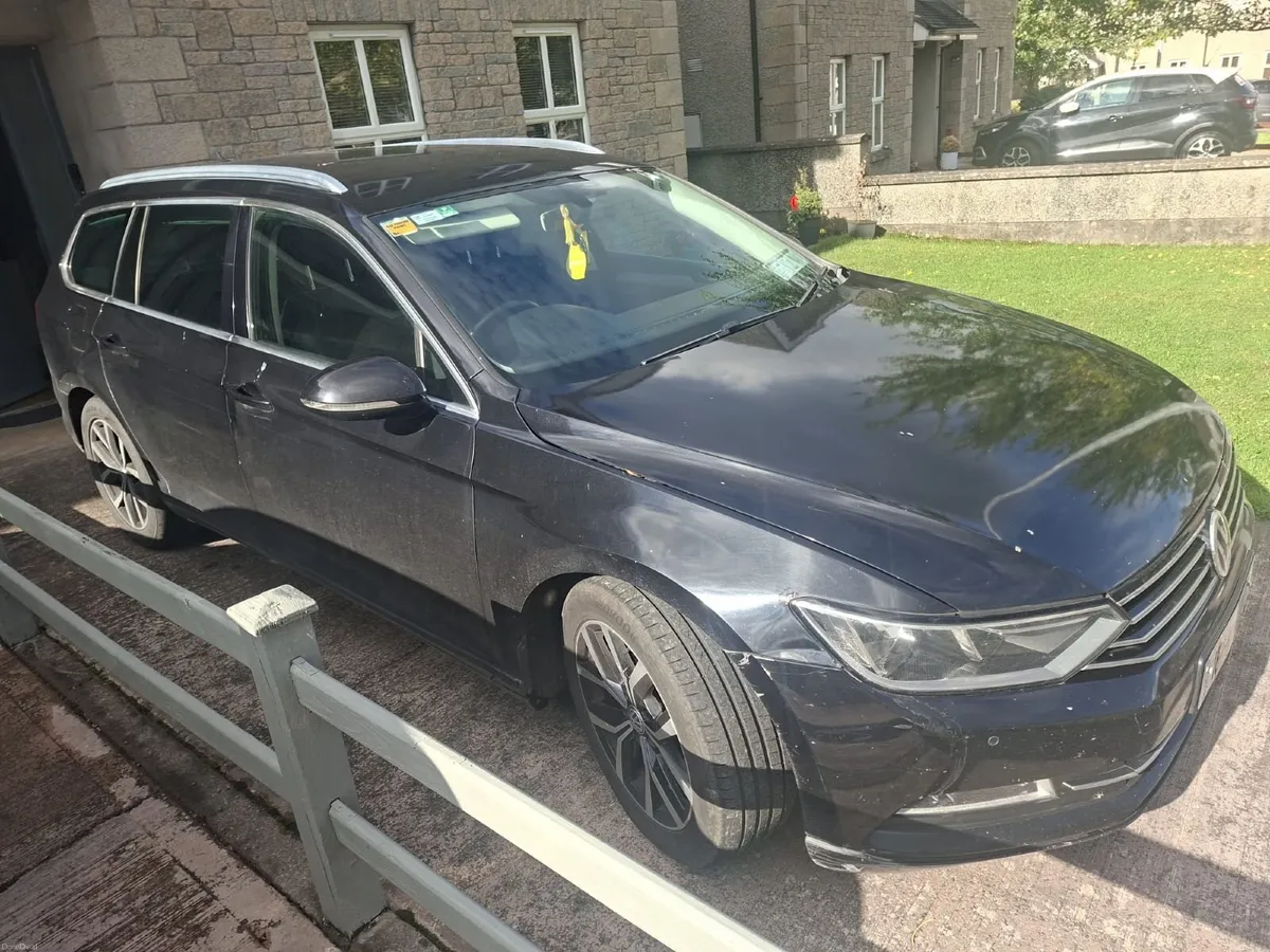 Volkswagen Passat Estate 2016 - Image 2