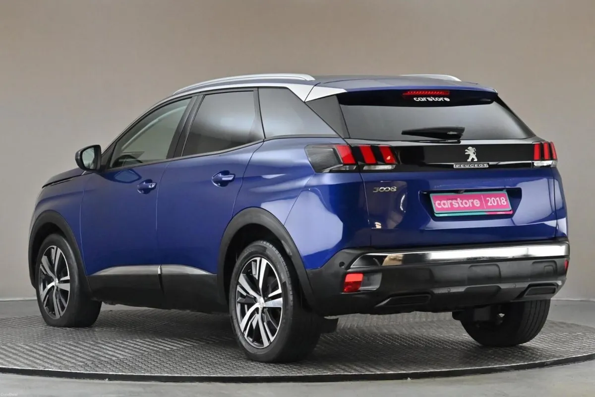 Peugeot 3008 1.5HDI ALLURE 130BHP 6SPD **HALF LEAT - Image 6