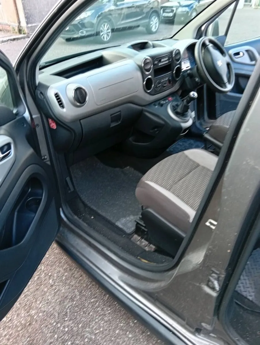 Car Peugeot Horizon Wheelchair accessible - Image 6