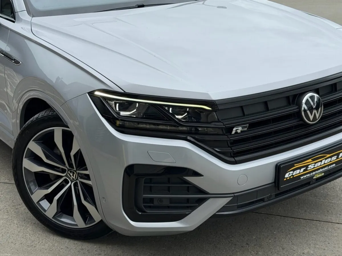 Volkswagen Touareg V6 BLACK EDITION TDI - Image 6