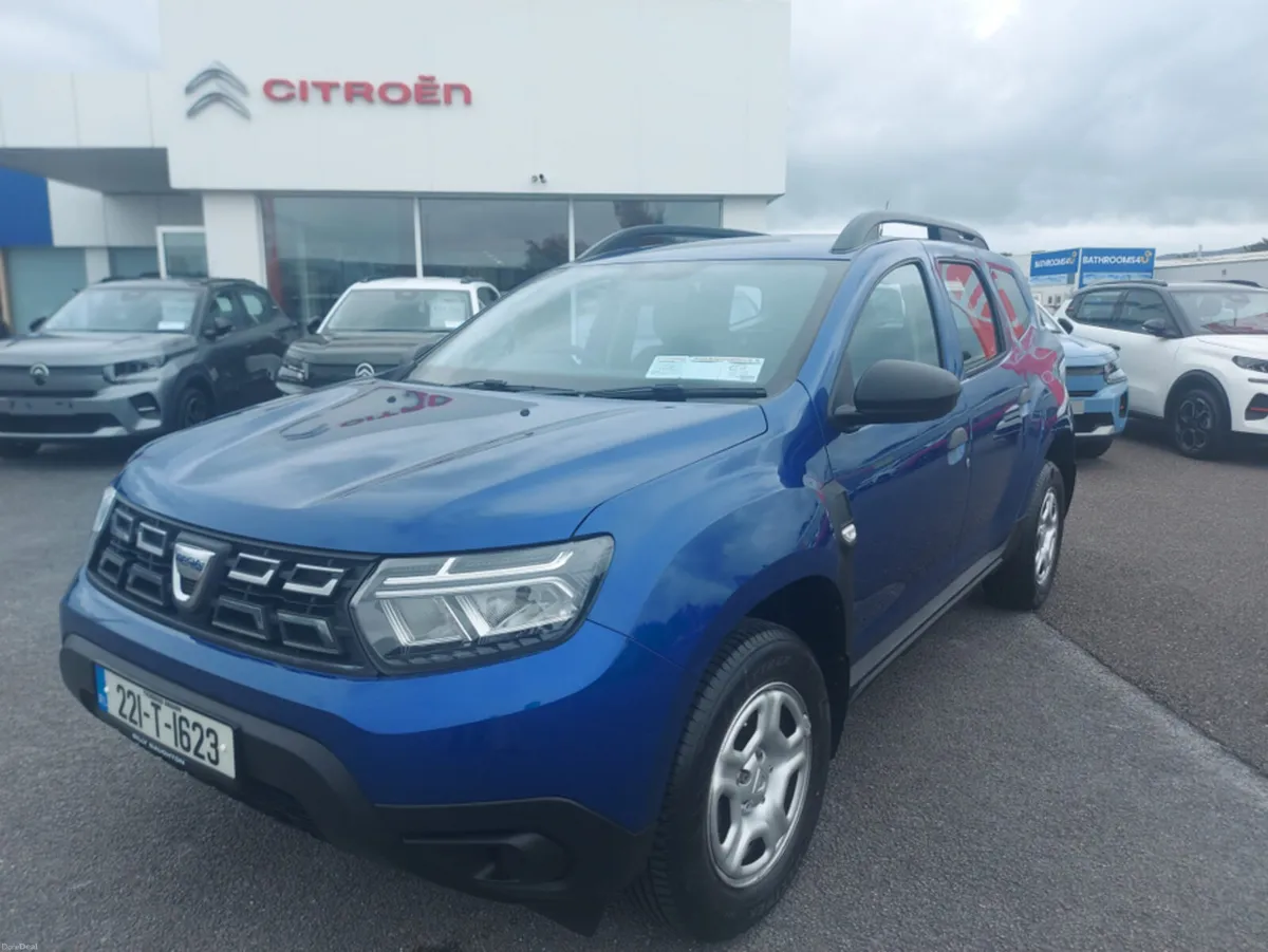 Dacia Duster ESSENTIAL BLUE DCI 115 4X2 5DR - Image 1