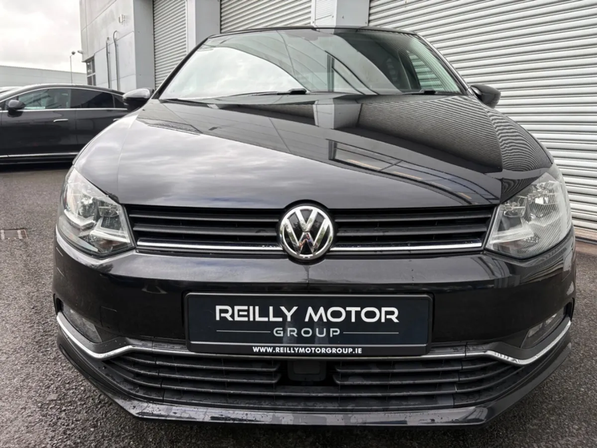Volkswagen Polo 1.2 PETROL CL AUTO - Image 2