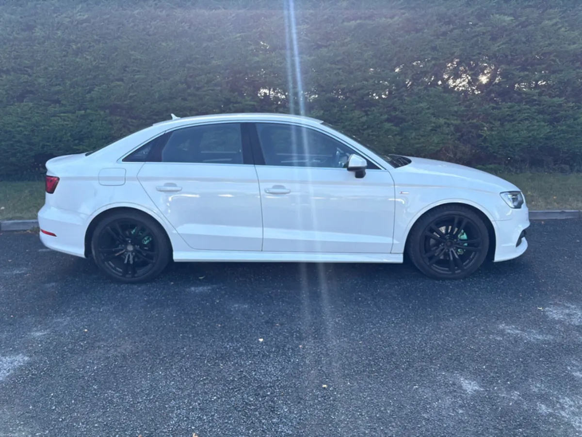 Audi A3 1.6 TDI 110 S LINE 4DR - Image 5