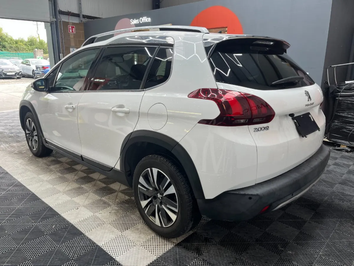 Peugeot 2008 2017 PEUGEOT 2008 1.2 AUTOMATIC / CRU - Image 5