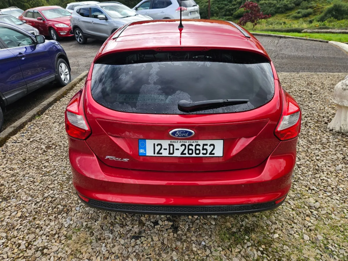 Ford Focus 1.6 - Image 5