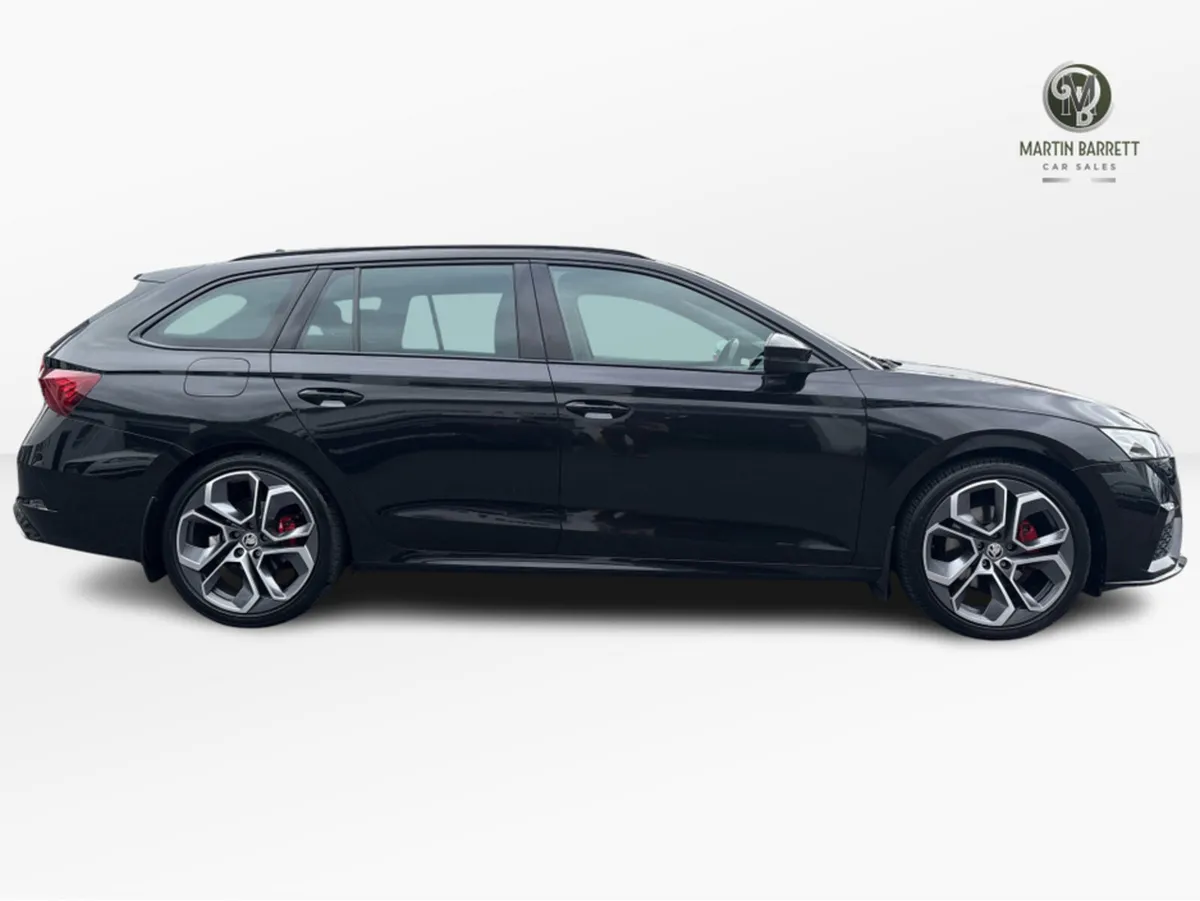Skoda Octavia RS COMBI AUTO 2.0 TDI 200BHP DSG - Image 2