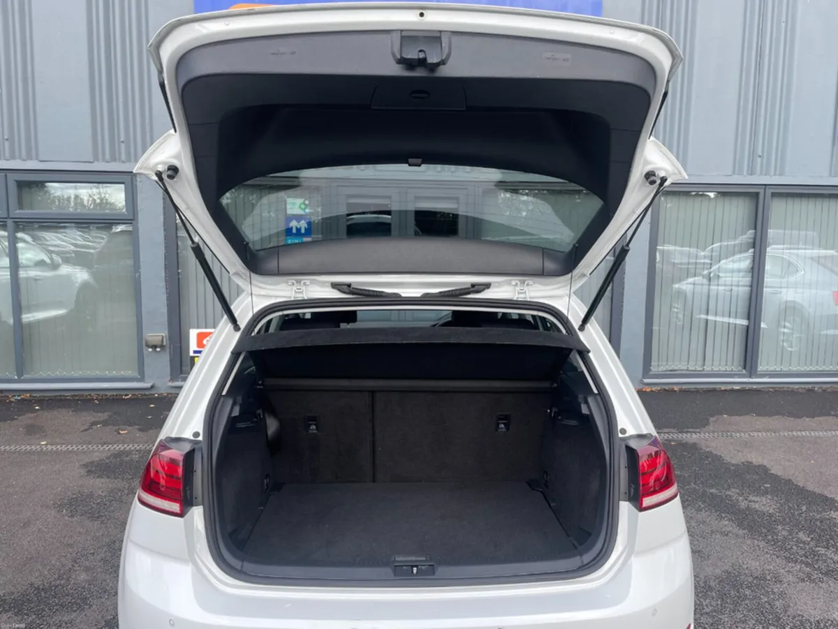 Volkswagen Golf TRENDLINE 1.6 TDI D7F 5DR 115HP 5 - Image 5